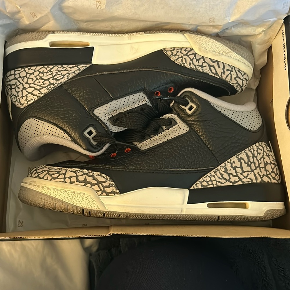 Jordan black cement 3’s